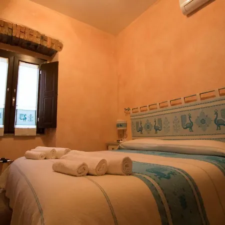 Bed & Breakfast Sa Lumenaria 