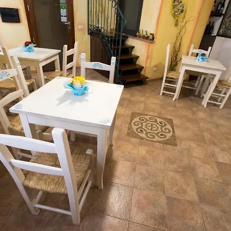 Bed & Breakfast Sa Lumenaria 